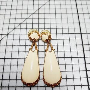 Earrings Pierced VTG Edgar Berebi Dangle Cream Enamel Teardrop Gold Tone 80-90's